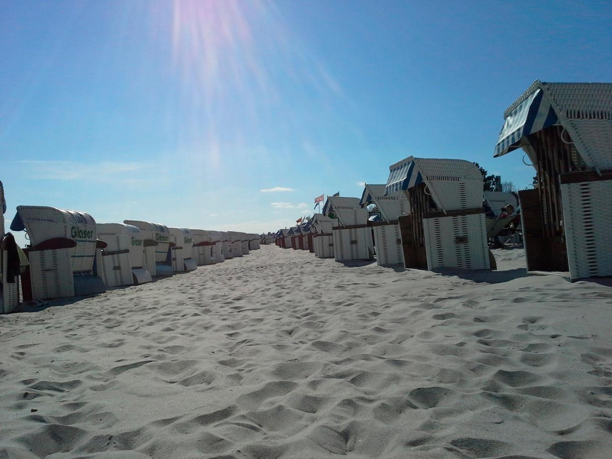 Haus Baltic - Whg 23 - Neu Inkl Saisonstrandkorb! Groemitz Luaran gambar